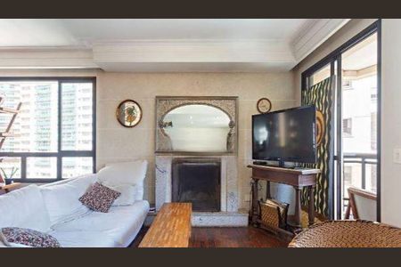 Apartamento à venda com 3 quartos, 221m² em Vila Suzana, São Paulo