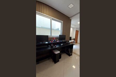 Apartamento à venda com 2 quartos, 110m² em Vila Camilópolis, Santo André