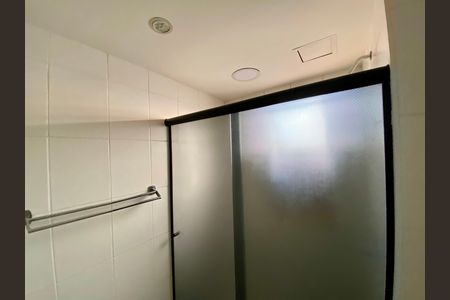 Apartamento para alugar com 49m², 2 quartos e 1 vaga Apartamento para alugar com 49m², 2 quartos e 1 vagaBanheiro