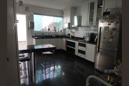 Casa para alugar com 391m², 4 quartos e 4 vagas