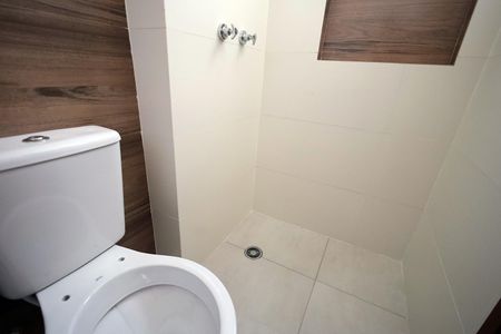 Apartamento à venda com 54m², 2 quartos e 2 vagas Apartamento à venda com 54m², 2 quartos e 2 vagasBanheiro Suíte