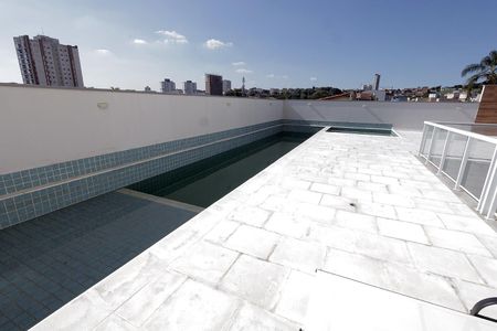 Apartamento à venda com 54m², 2 quartos e 2 vagas Apartamento à venda com 54m², 2 quartos e 2 vagasÁrea comum - Piscina