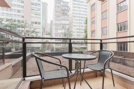 Apartamento à venda com 42m², 1 quarto e 1 vaga Apartamento à venda com 42m², 1 quarto e 1 vagaVaranda