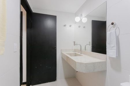 Apartamento à venda com 42m², 1 quarto e 1 vaga Apartamento à venda com 42m², 1 quarto e 1 vagaBanheiro
