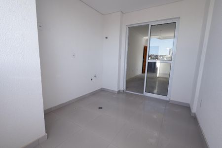 Apartamento à venda com 54m², 2 quartos e 2 vagas Apartamento à venda com 54m², 2 quartos e 2 vagasSacada