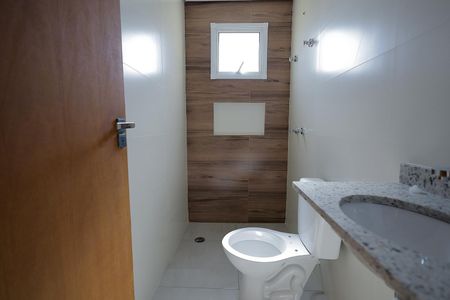 Apartamento à venda com 54m², 2 quartos e 2 vagas Apartamento à venda com 54m², 2 quartos e 2 vagasBanheiro