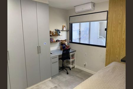 Casa de Condomínio à venda com 4 quartos, 320m² em Recreio dos Bandeirantes, Rio de Janeiro