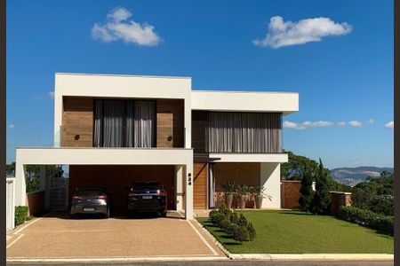 Casa à venda com 4 quartos, 604m² em Tamboré, Santana de Parnaíba