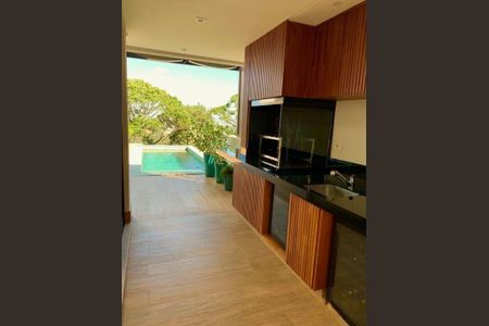 Casa à venda com 4 quartos, 604m² em Tamboré, Santana de Parnaíba