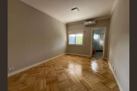 Casa à venda com 4 quartos, 507m² em Tamboré, Santana de Parnaíba