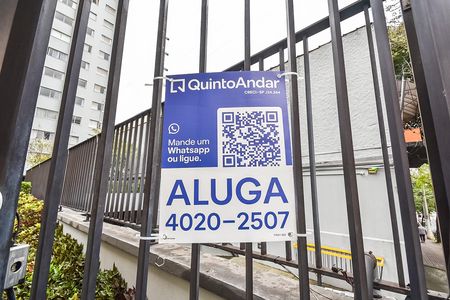 Placa de apartamento para alugar com 1 quarto, 47m² em Vila Mariana, São Paulo