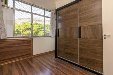 Apartamento à venda com 71m², 2 quartos e sem vaga