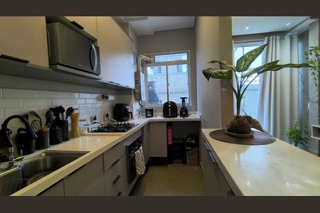Apartamento à venda com 108m², 2 quartos e 1 vaga Apartamento à venda com 108m², 2 quartos e 1 vagaCozinha e Área de Serviço