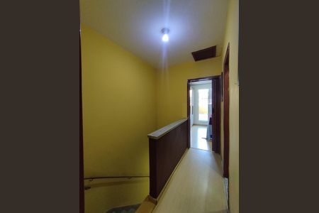 Casa à venda com 101m², 2 quartos e 1 vaga Casa à venda com 101m², 2 quartos e 1 vagaCorredor
