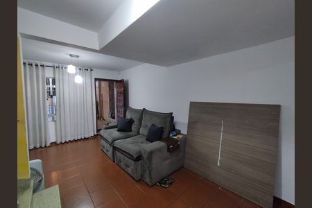 Casa à venda com 101m², 2 quartos e 1 vaga Casa à venda com 101m², 2 quartos e 1 vagaSala