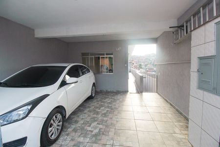Casa à venda com 185m², 1 quarto e 2 vagas Casa à venda com 185m², 1 quarto e 2 vagasGaragem