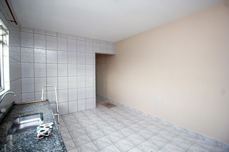 Casa à venda com 185m², 1 quarto e 2 vagas Casa à venda com 185m², 1 quarto e 2 vagasCozinha