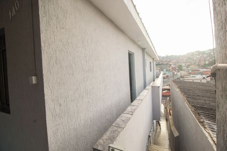 Casa à venda com 185m², 1 quarto e 2 vagas Casa à venda com 185m², 1 quarto e 2 vagasCorredor Lateral