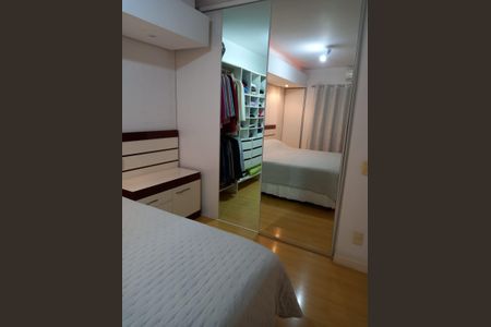 Apartamento à venda com 151m², 3 quartos e 2 vagas Apartamento à venda com 151m², 3 quartos e 2 vagasQuarto