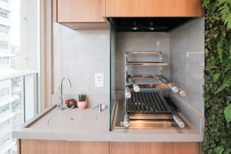 Varanda de apartamento à venda com 2 quartos, 70m² em Jardim das Acacias, São Paulo