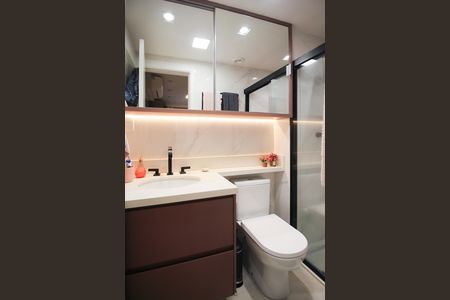 Apartamento à venda com 70m², 2 quartos e 1 vagaBanheiro da Suíte 