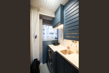 Apartamento à venda com 70m², 2 quartos e 1 vagaÁrea de Serviço