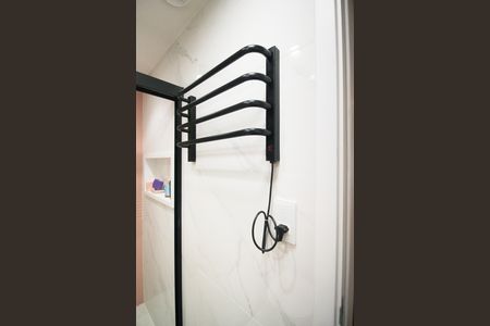 Banheiro da Suíte  de apartamento à venda com 2 quartos, 70m² em Jardim das Acacias, São Paulo