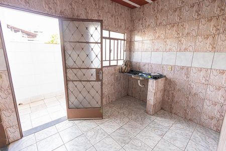 cozinha de apartamento para alugar com 1 quarto, 35m² em Céu Azul, Belo Horizonte