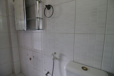 Casa para alugar com 250m², 4 quartos e 2 vagasBanheiro Social