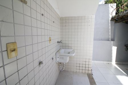 Área de Serviço de casa para alugar com 4 quartos, 250m² em Tanque, Rio de Janeiro