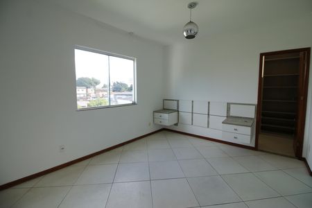 Casa para alugar com 250m², 4 quartos e 2 vagasSuíte