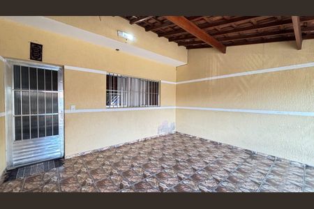 Casa à venda com 125m², 2 quartos e 2 vagasGaragem