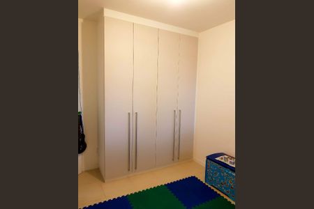 Apartamento para alugar com 169m², 4 quartos e 2 vagas