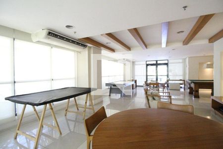 Apartamento para alugar com 169m², 4 quartos e 2 vagas