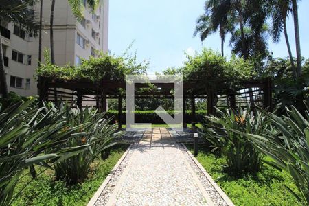 Apartamento para alugar com 169m², 4 quartos e 2 vagas