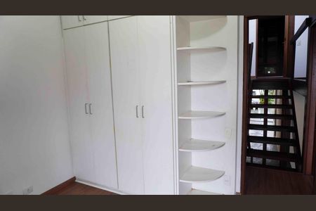 Casa de condomínio para alugar com 176m², 2 quartos e 3 vagas Casa de condomínio para alugar com 176m², 2 quartos e 3 vagasQuarto2