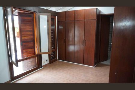 Casa de condomínio para alugar com 176m², 2 quartos e 3 vagas Casa de condomínio para alugar com 176m², 2 quartos e 3 vagasSuite