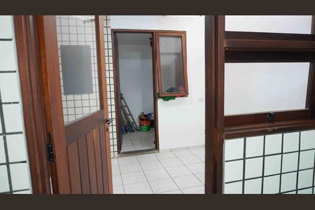 Casa de condomínio para alugar com 176m², 2 quartos e 3 vagas Casa de condomínio para alugar com 176m², 2 quartos e 3 vagasÁrea de Serviço