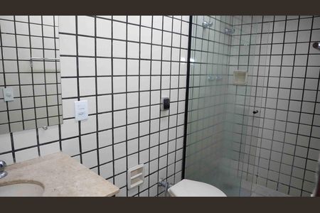 Casa de condomínio para alugar com 176m², 2 quartos e 3 vagas Casa de condomínio para alugar com 176m², 2 quartos e 3 vagasBanheiro - piso superior