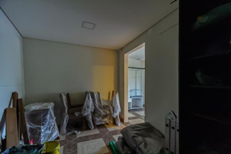 Casa à venda com 380m², 3 quartos e 6 vagas