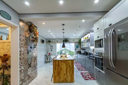 Casa à venda com 380m², 3 quartos e 6 vagas