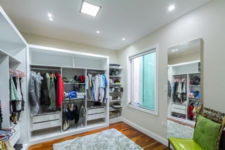 Casa à venda com 380m², 3 quartos e 6 vagas