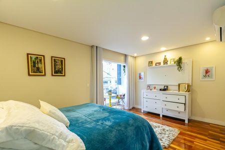 Casa à venda com 380m², 3 quartos e 6 vagas