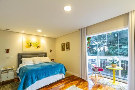 Casa à venda com 380m², 3 quartos e 6 vagas