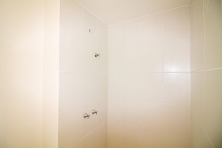 Apartamento à venda com 45m², 2 quartos e sem vaga Apartamento à venda com 45m², 2 quartos e sem vagaBanheiro