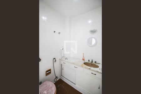 Apartamento para alugar com 200m², 2 quartos e 2 vagasBanheiro social