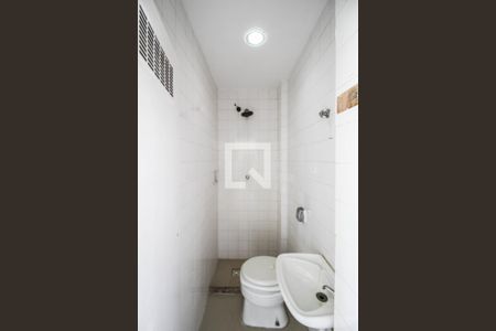 Apartamento para alugar com 200m², 2 quartos e 2 vagasBanhero de Serviço