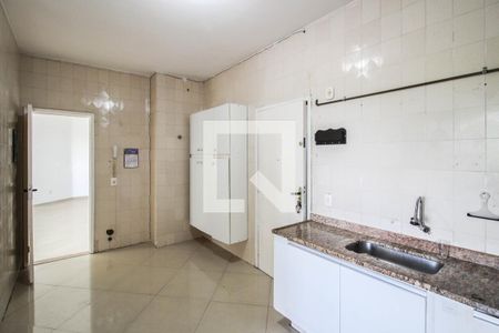 Apartamento para alugar com 200m², 2 quartos e 2 vagasCozinha