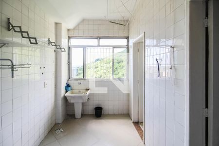 Área de Serviço de apartamento para alugar com 2 quartos, 200m² em Centro, Nova Iguaçu