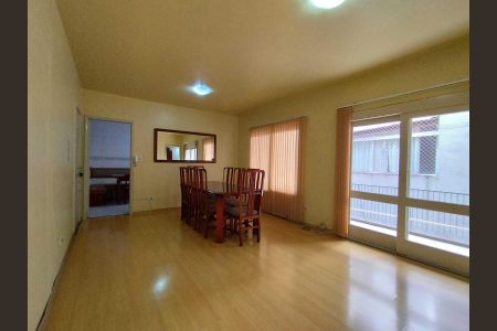 Apartamento para alugar com 90m², 2 quartos e 1 vaga